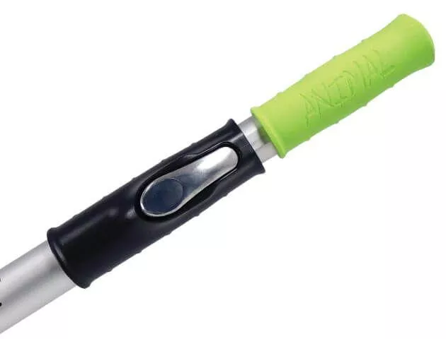 Animal 6'–12' Telescopic Pool Pole – Pro Lock Snap