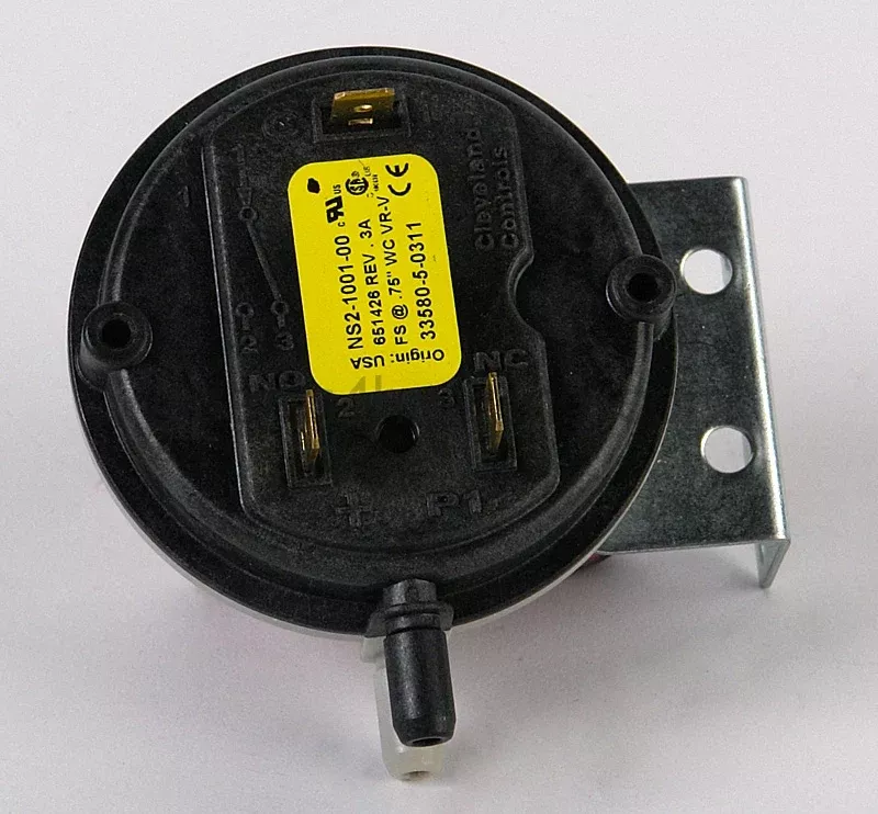 Cleveland Controls Blower Pressure Switch - Part Number: 37232-3-0551