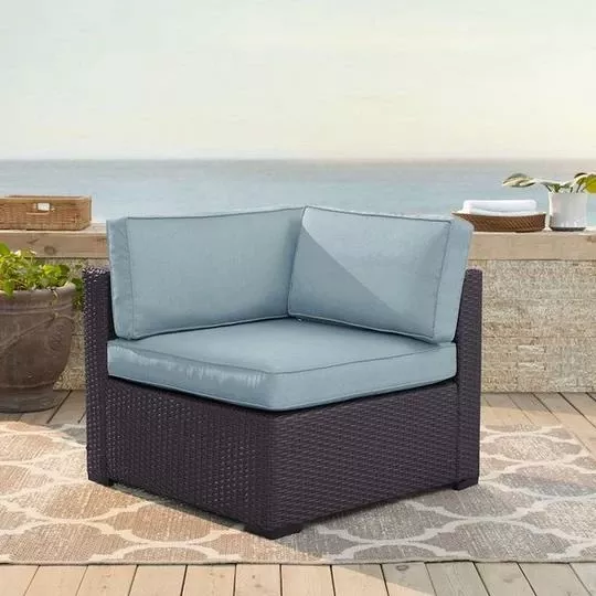 Crosley – Biscayne Corner Chair With White Cushions